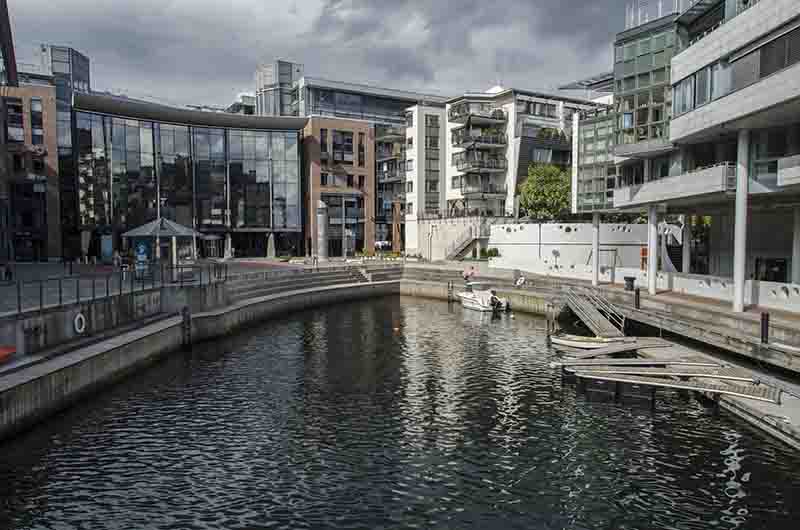 Noruega - Oslo 119 - Tyuvholmen.jpg